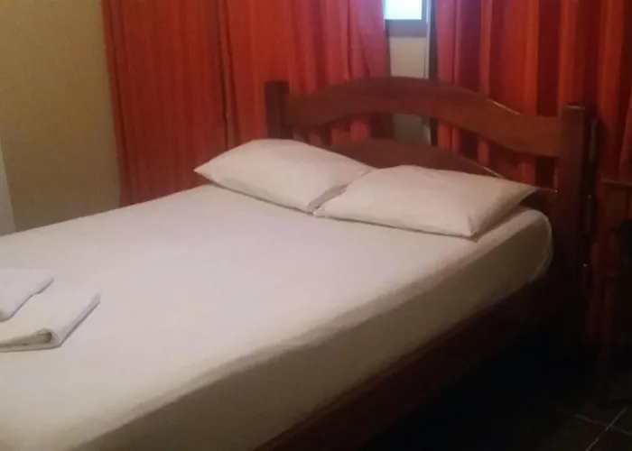 Hotel Dois Candangos